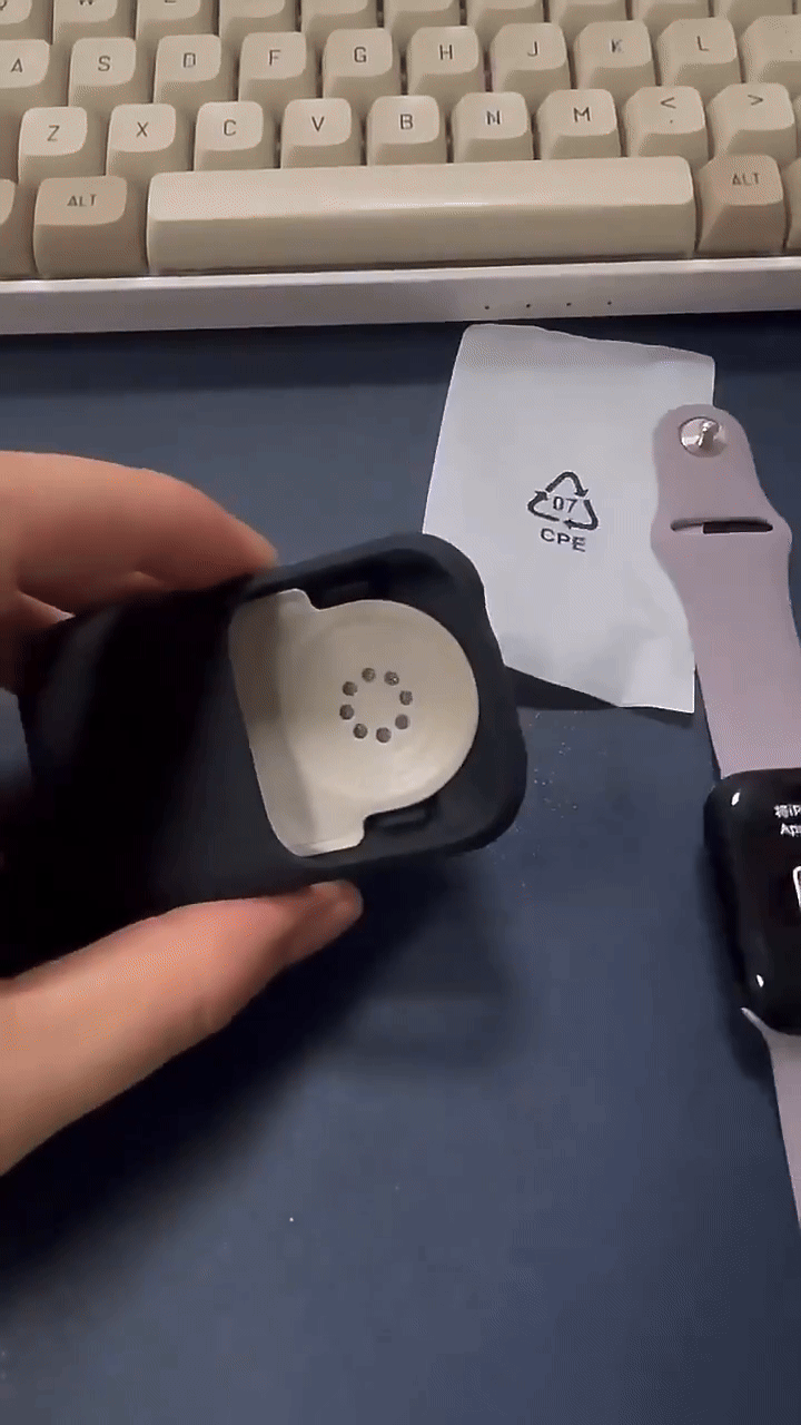 Portable Watch Charging Case — 40/41 mm